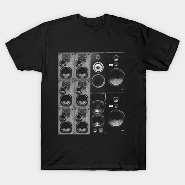 Speakers T-Shirt by bulografik